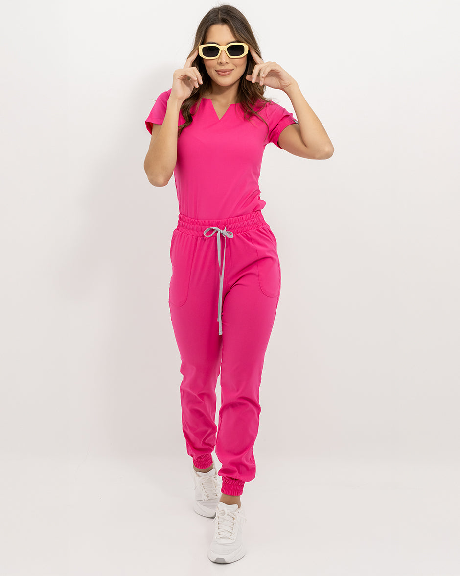 Blusa New Moon y Jogger New Comet