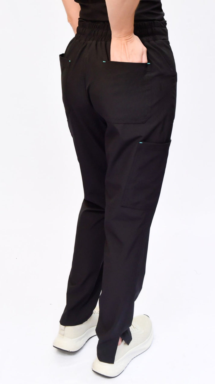 pantalon uniforme antifluidos galaxy negro